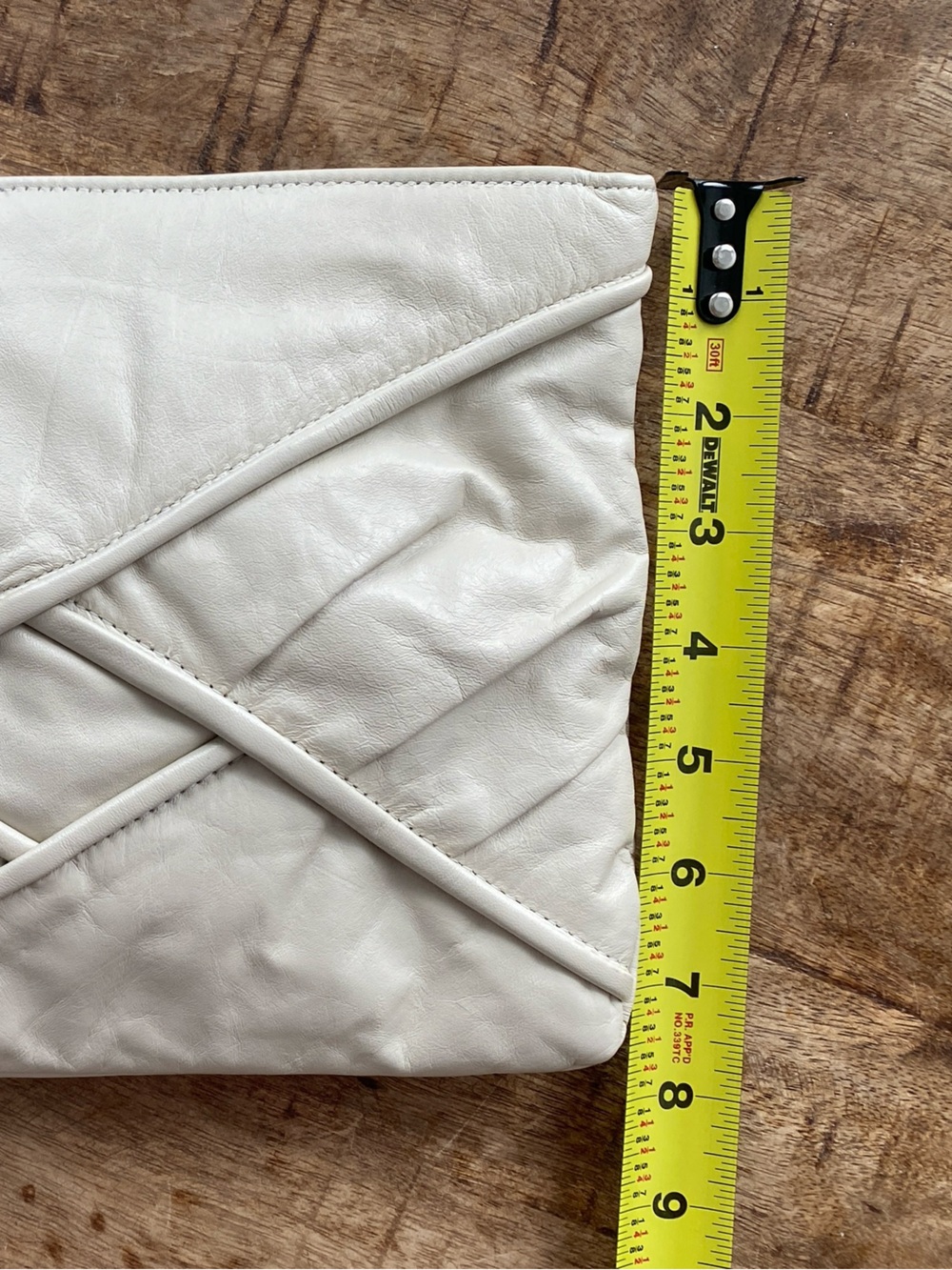 Vintage Saereun New York Cream Leather Tassel Zip Clutch - Picture 9 of 9